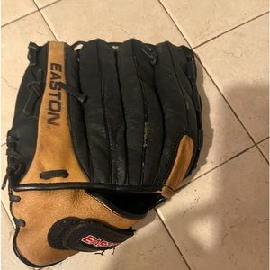 Easton Redline baseball glove.